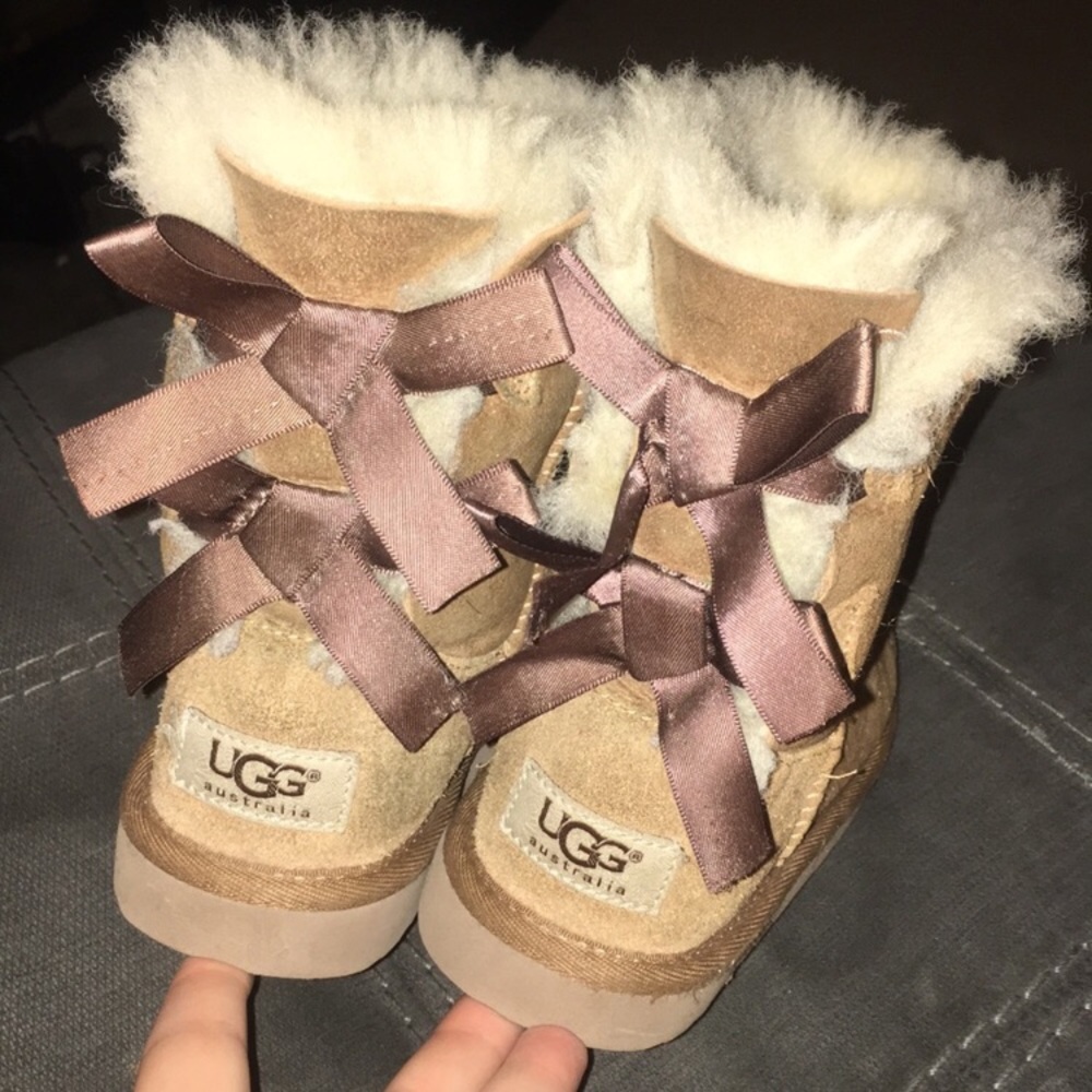 13 girls uggs